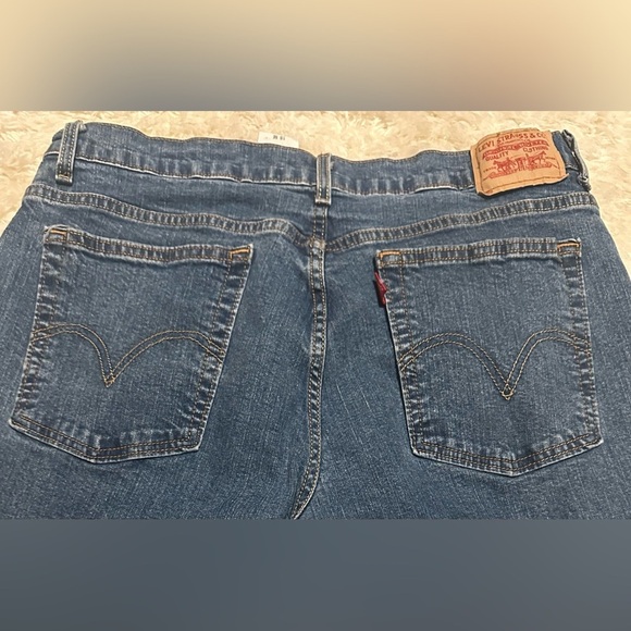 Levi Strauss 550’s Women’s Size 16 M Relaxed Boot Cut Denim Blue Jeans EUC - Picture 7 of 8